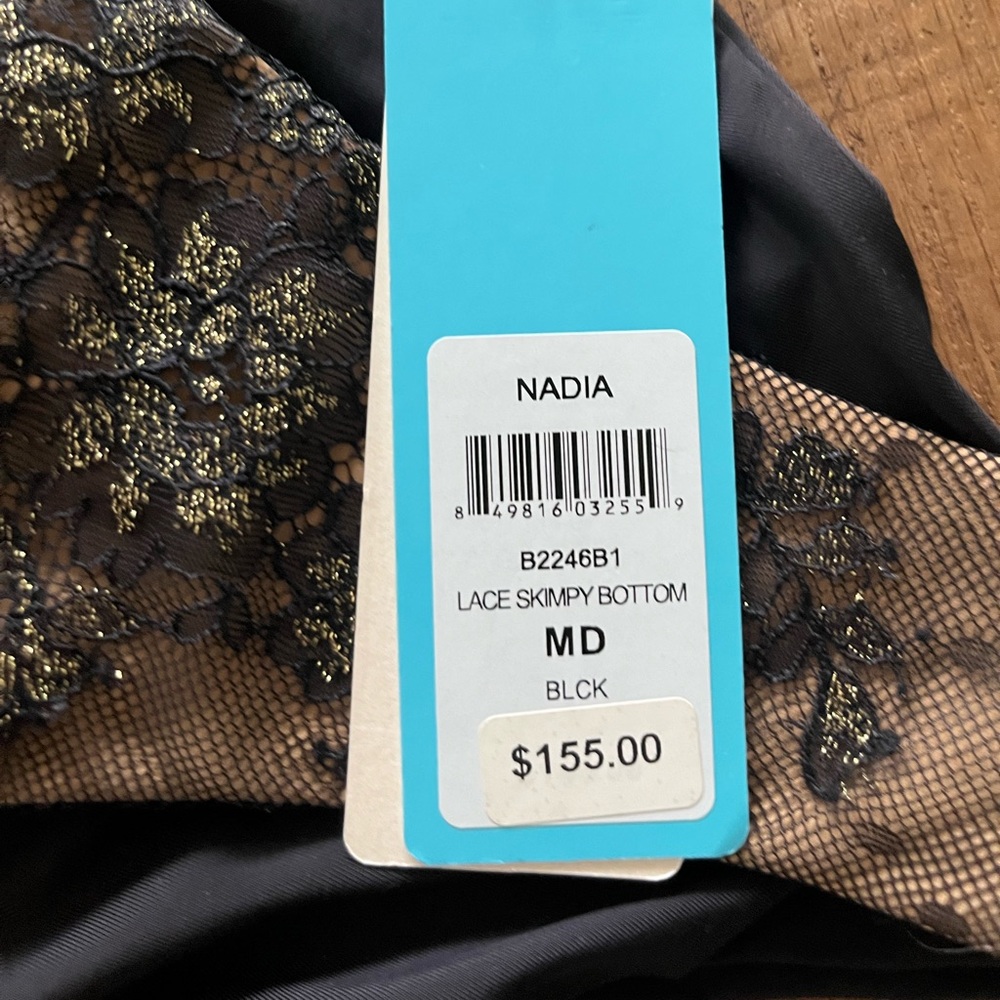 NWT Beach Bunny Nadia Skimpy Lace Bottom medium